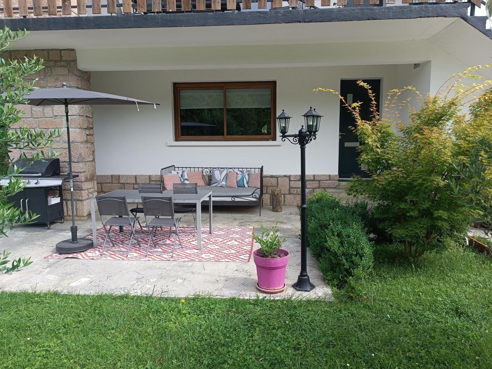 Le Jardin De Moulis, Saint Girons, Ariege, Pyrenees, Bed and Breakfast Εξωτερικό φωτογραφία